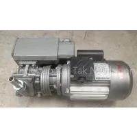 Supply XD-020 Vacuum Pump thumbnail-1