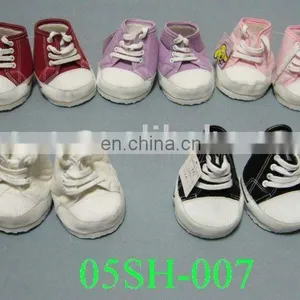 Mini TENNIS SHOE For Plush Toys and Dolls! BEST PRICE thumbnail-1