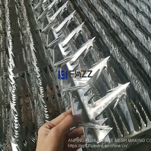 Spear Spike Hot Dipped Galvanized Wall Spike Security Razor Wall Spike thumbnail-2