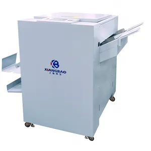Shanghai Xiangbao XB-100D Automatic Folding and Stitching Machine thumbnail-1