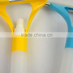 Nice Looking Water Transfer Plastic Car Glass Window Cleaning Wiper thumbnail-4