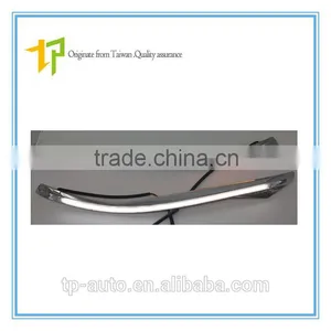 China High Quality Headlight Eyebrow/ Car Head Lamp Eyebrow for Chevrolet Cruze thumbnail-1