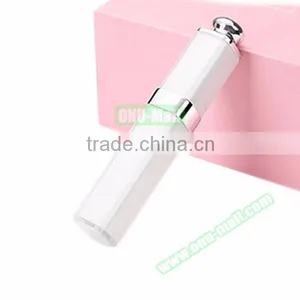 The Hottest Products Extendable Wired Cable Lipstick Selfie Stick thumbnail-2