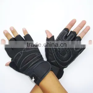 Neoprene Black Surfing Diving Swimming Webbed Sport Gloves thumbnail-2