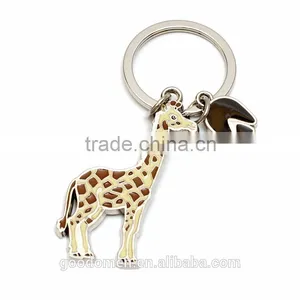 Metal Giraffe Animal Keychain thumbnail-1