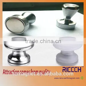 Metal Magnetic Push Pin thumbnail-1