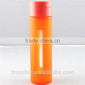 Custom Silicone Sleeve for Glass Water Bottle thumbnail-4