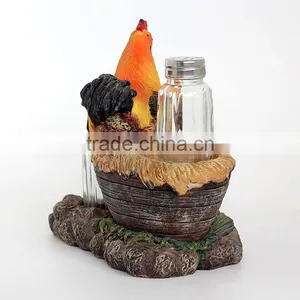 Resin Souvenir With Hens and Roosters thumbnail-4