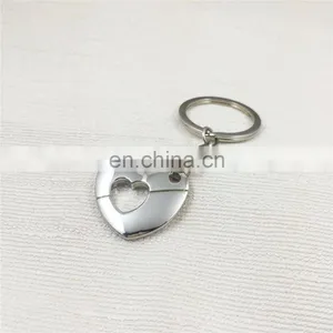 Customized 3D Heart Shape Hollow Keychains thumbnail-1