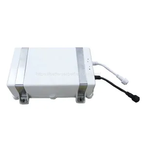 Waterproof 11.1V 12V 30Ah Li-ion Lithium Solar Panel Battery Pack for Solar Street Light Pole thumbnail-3