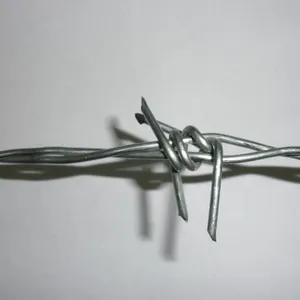 Wholesales Fencing Hot Dipped Galvanized Barbed Wire thumbnail-4