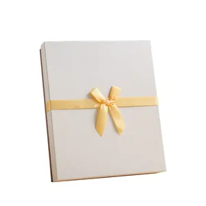 Square Rigid Kraft Box With Lid Handle thumbnail-4