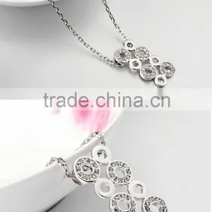 Latest Desing Silver Pendant Necklace Jewelry Fashion Crystal Necklace Supplier's Choice thumbnail-2