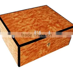 Deluxe Wooden Humidor Box thumbnail-1