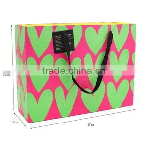 Paper Bag Manufacturer for Advertising Brand and Gift thumbnail-1