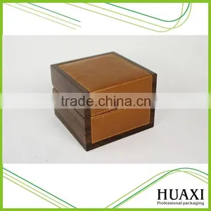 Glossy Wooden Storage Box Gift Wrist Watch Storage Box With PU Inside thumbnail-3