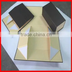 Custom Gift Boxes With Magnetic Catch thumbnail-1