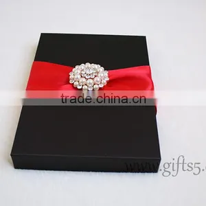 Unique Wedding Invitations Box With Brooch thumbnail-4