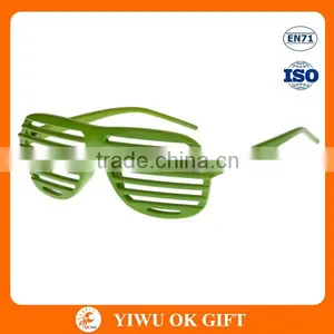 Hot Sale St Patrick's Day Green Shutter Shade Sunglasses thumbnail-1