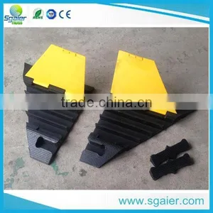 Cable Protector Corner (45 Degree) Bend Corner Cable Ramp 4 Channel thumbnail-1