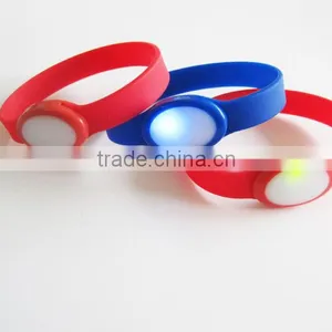 LED Silicon Bracelet Custom,silicon Bracelet From China,top Grade Led Silicone Rubber Wristband thumbnail-2