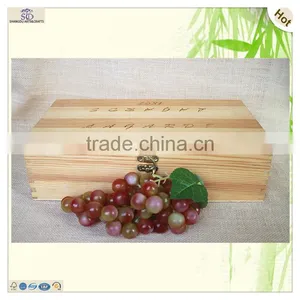 Solid Lock Font Engraved Valued Wine Case Box thumbnail-1