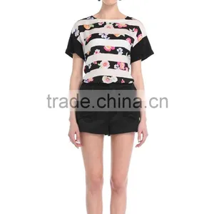 Women's Knitted Woven Combined Stripe Printing Short Sleeve Loose T Shirt Wholesale thumbnail-1