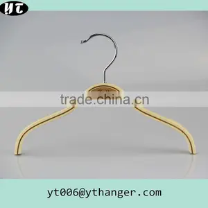 LM890 Colored Laminated Wooden Hanger thumbnail-1