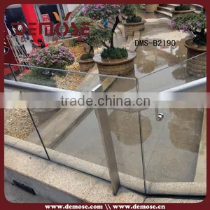 Tempered Glass Decorative Hand Railing for Balcony and Galvanized Steel Pipe Guangdong thumbnail-1