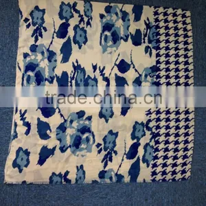 Customized Polyester / Viscose Scarf With Screen Printing for Women, Autumn and Winter Style thumbnail-2