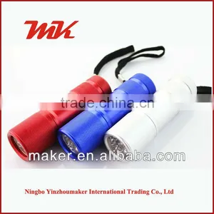9 LED Aluminum Flashlight thumbnail-1