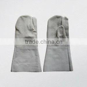 Three Fingers Cow Split Leather Welding Glove thumbnail-1