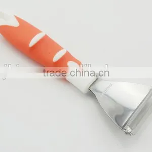 2015 Hot Selling Fruit and Vegetable Tools Stainless Steel Peeler With Plastic Handle thumbnail-3