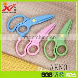 AKN01 Best Selling Products Safety Plastic Scissors for Cutting Papers thumbnail-1
