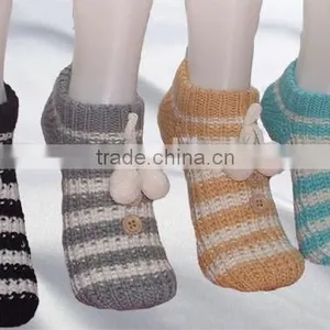 Womens Floor/home Socks With Lovely Pomp thumbnail-1