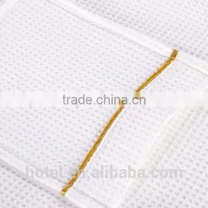 White Waffle Bathrobe for Hotel / Home thumbnail-2