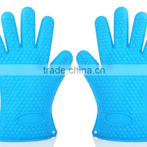 Silicone Heat-resistant Oven Glove thumbnail-2
