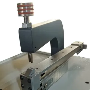 SC-629 Birkenstock Shoe Buckle Ring Nailing Machine thumbnail-5
