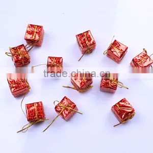 12PCS per Pack Gift Box Merry Christmas Tree Ornaments 3cm Color Laser Small Gift Bags thumbnail-5