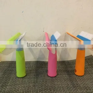 Plastic Handle Material and Eco-Friendly Feature Window Squeege Plastic Squeegee thumbnail-3