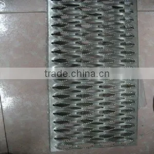 Antiskid Perforate Plate thumbnail-1