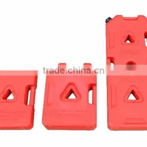 Plastic Fuel Oil Tanks Cans Red Plastic Jerry Gas Can thumbnail-1