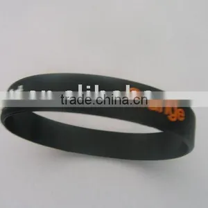 Personalized 2016 Fashion Silicone Bracelet,fashion Silicone Bracelet; Promotion Silicone Bracelet thumbnail-1
