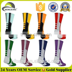 Custom Fashional Sport Socks Football thumbnail-1