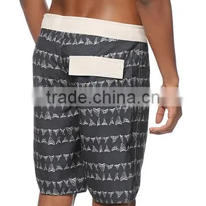2015 Hot Sale Sublimation Printing Stretch Compression Shorts Design for Men thumbnail-3