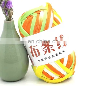 Wuge Fancy Crochet Yarn 100% Polyester t Shirt Yarn for Handbag Knitting thumbnail-4