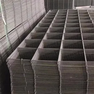 Corrosion Resistance Welded Wire Mesh Panel Low Carbon Iron Wire Plain Weave Square Hole Security Construction Wire Mesh thumbnail-3