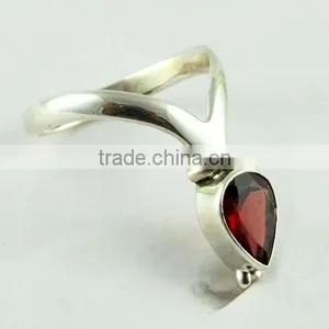 Misty Morning Garnet 925 Sterling Silver Ring thumbnail-1
