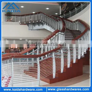 Glass Railing System With Stainless Steel Balustrade thumbnail-4
