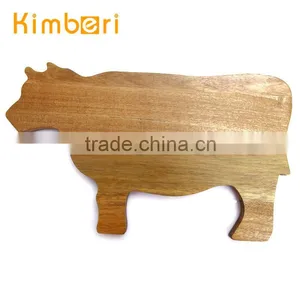 Dishwasher Safe Animal Shape Acacia Wood Kitchen Cutting Board thumbnail-1